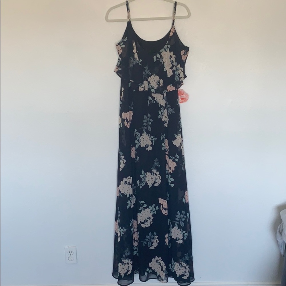 Show Me your Mumu Caitlin ruffle maxi floral dress